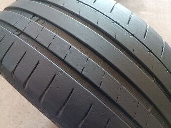 225/45 R18 MICHELIN (0218)