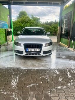 Audi A4 B8 2.0 rv2008