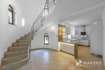 Pronájem vily, 254 m², Praha 6 - Nebušice, Nebušická