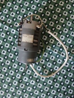 Elektromotor