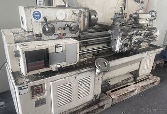 Soustruh hrotový SV 18 RA/750