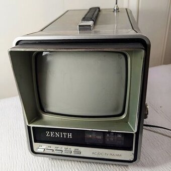 Retro přenosný televizor Zenith