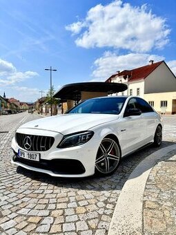Mercedes-Benz C63 S AMG | 2021 | V8 375 kW (510 k)