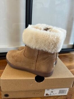 Zimní boty UGG