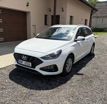 Hyndai i30 kombi 1.6 crdi. 1 majitel ČR. Pravidelný servis.
