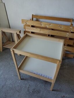 Přebalovací pult IKEA SNIGLAR