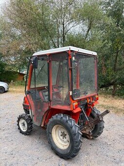 Malotraktor Kubota Aste 4x4.