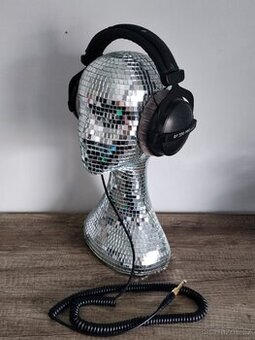 Sluchátka Beyerdynamic DT 770 PRO (250 Ohm) – Perfektní stav