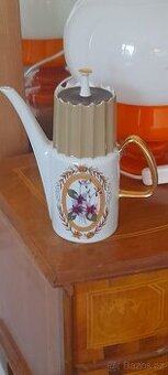 Porcelánová konvice Aurelia ateliér