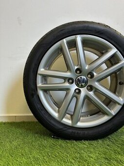 Alu kola 5x112 r17 s letním pneu (7547)