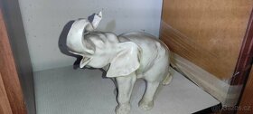 Porcelánový slon