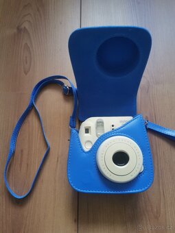 Polaroid Instax mini 8 + 40 náplní