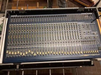 Mixážní pult Behringer Eurodesk MX3282