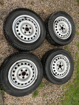 4x zesílené plechové disky 5x112 R15, pneu 70% C v Ústí nad