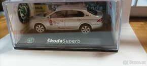 Škoda Superb IIHF Švýcarsko 1:43