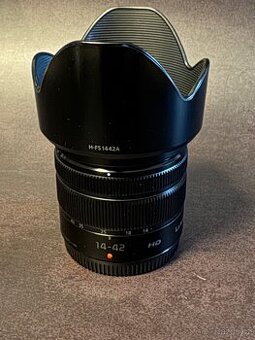 Panasonic Lumix G Vario 14-42mm f/3.5-5.6 ASPH Mega O.I.S.