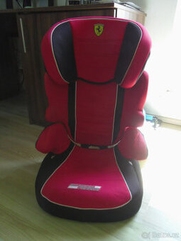 Autosedačka Scuderia Ferrari 15-36kg