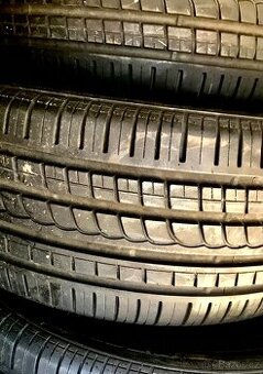 Letní pneu 275/45/20 čtyři kusy Pirelli 95%vzorek vzorek