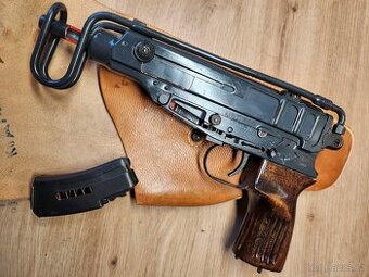 znehodnoteny samopal sa61 vz61 škorpion