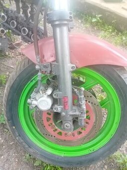 GPZ 900