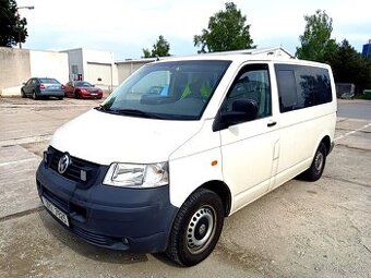 Volkswagen Transporter T5 4 Motion 2.5 TDi 96 kW rv 2006