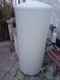 Nádrž od vodárky