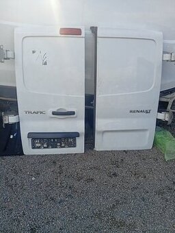 RENAULT TRAFIC 3 RV 2018 ZADNÍ DVEŘE KOMPLETNÍ NASTROJENÉ