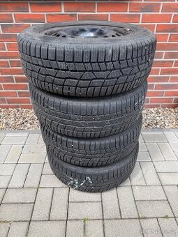 Zimní pneu CONTINENTAL 205/60 R16