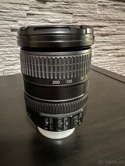 Nikon AF-S Nikkor 18-200mm