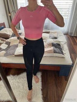 Černé legíny Adidas Stella McCartney s vysokým pasem