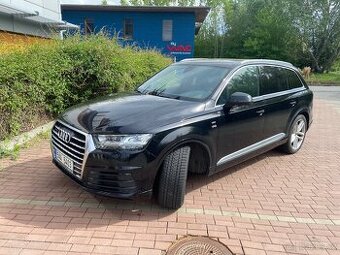 Prodej SUV Audi Q7 S-Line 3.0 TDI (200 kW), rok výroby 2015