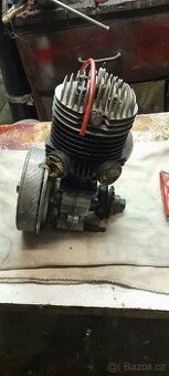 Jawa speciál motor