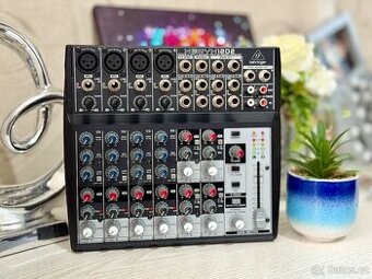 Behringer Xenyx 1202