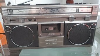 GRUNDIG  RR 710