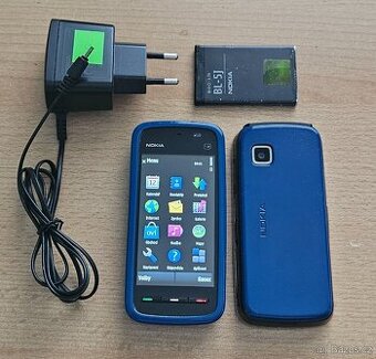 Nokia 5230 modrá
