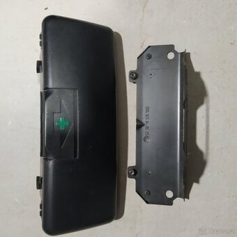 Lékárnička a držák BMW e39 - 1