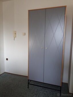 Šatní skříň