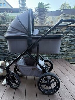 Kočárek Moon Nuova