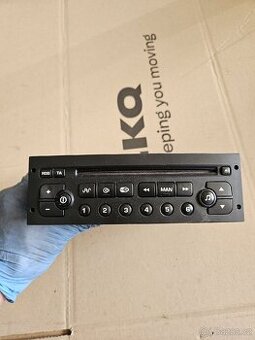 Autoradio s CD Peugeot/Citroen