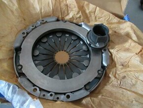 Přítlačák + spojkové ložisko BMW E46