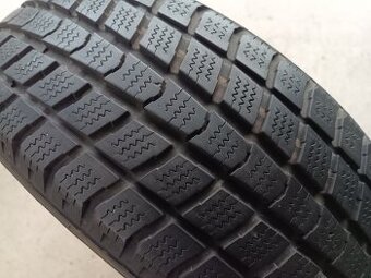 205/65 R15 ROADSTONE (1814)