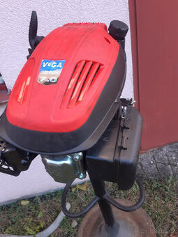 Motor VeGA OHV 196 do sekačky