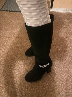 Dámské semišové kozačky vel.40