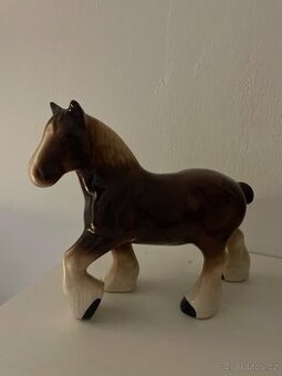 Prodám keramického koně