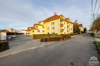 Pronájem mezonetového bytu 2+kk s pracovnou, 82 m², Uherské 