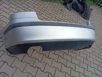 Prodám zadní nárazník na škoda Octavia 2, sedan rok 2008, př