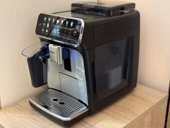 Kávovar Phillips Lattego 5500 - studené i teplé - záruka