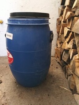 Plastové sudy cca 50-60 litrů