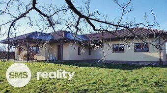 Nabídka krásného domu 4+1 v Raškovicích. - 1