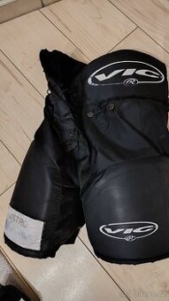 Hokejové kalhoty VIC Jr 160cm